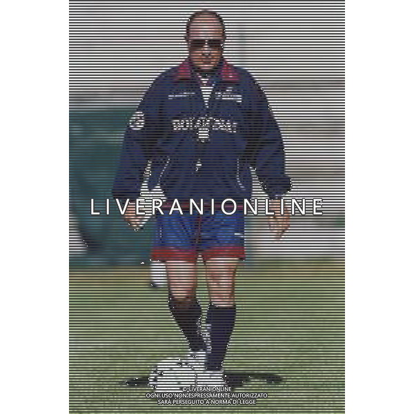 RETROSPETTIVA RENZO ULIVIERI ALLENATORE NELLA FOTO RENZO ULIVIERI ALLENATORE BOLOGNA CALCIO AG ALDO LIVERANI SAS