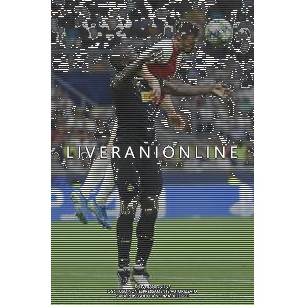 Milano 17-09-2019 Stadio Giuseppe Meazza - San Siro UEFA Champions League fase a gironi 1° giornata gruppo F Inter vs Slavia Praga nella foto un contrasto tra Romelu Lukaku (Inter) SX e David Hovorka (Slavia Praga) DX foto Roberto Garavaglia - ag. Aldo Liverani sas / AGENZIA ALDO LIVERANI SAS