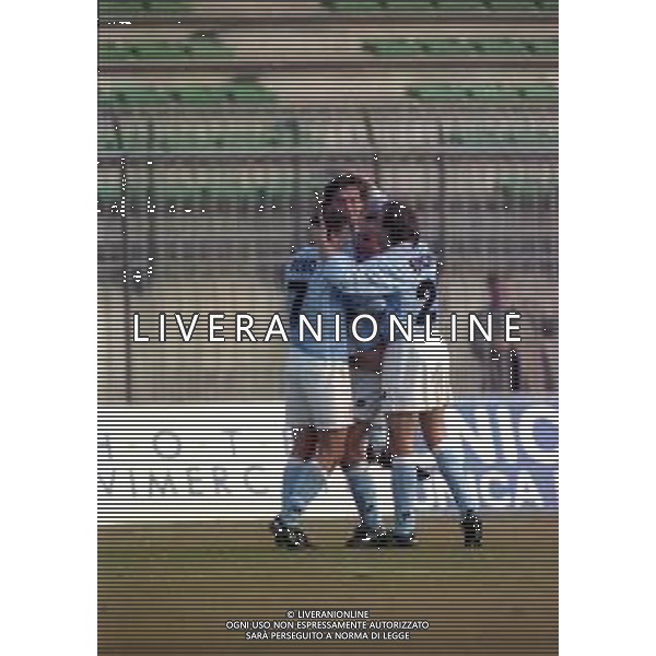 22-02-1998 MONZA CAMPIONATO DI CALCIO SERIE B MONZA TREVISO 1-1 NELLA FOTO ABBRACCI GIOCATORI TREVISO DOPO IL GOAL AG ALDO LIVERANI SAS