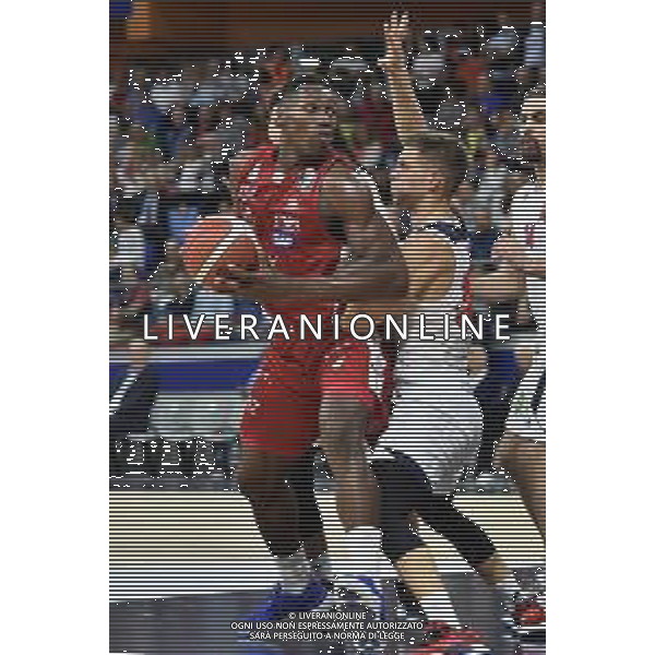 Milano 19-09-2019 Allianz Cloud - PalaLido amichevole precampionato Olimpia Milano vs Urania Milano nella foto Paul Stephan Biligha (Olimpia Milano) e sulla DX Nicholas Raivio (Urania Milano) foto Roberto Garavaglia - ag. Aldo Liverani sas