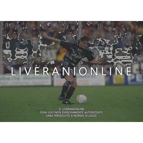 01-11-2000 SIENA CAMPIONATO DI CALCIO SERIE B SIENA -VENEZIA 1-3 NELLA FOTO IVONE DE FRANCESCHI AG ALDO LIVERANI SAS