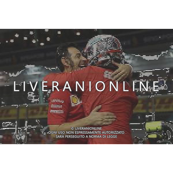 Charles Leclerc (MON) Ferrari SF90 celebrates his pole position in qualifying parc ferme. 21.09.2019. Formula 1 World Championship, Rd 15, Singapore Grand Prix, Marina Bay Street Circuit, Singapore, Qualifying Day. AG ALDO LIVERANI SAS-ONLY ITALY