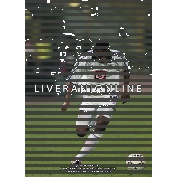 02-11-1999 BOLOGNA-COPPA UEFA 2 TURNO BOLOGNA ANDERLECHT 3-0 NELLA FOTO Elos Elonga-Ekakia AG ALDO LIVERANI SAS