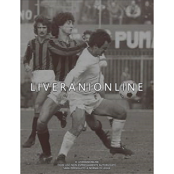 RETROSPETTIVA MASSIMO SILVA CALCIATORE NELLA FOTO MASSIMO SILVA CON LA MAGLIA DEL PESCARA CALCIO AG ALDO LIVERANI SAS