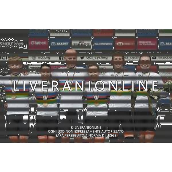 22-09-2019 World Championships Mixed Relay; 2019, Olanda; Brand, Lucinda; Markus, Riejanne; Pieters, Amy; Van Emden, Jos; Bouwman, Koen; Mollema, Bauke; - Mondiale Ciclismo Yorkshire 2019 Harrogate (GB) ©SIROTTI / AGENZIA ALDO LIVERANI SAS