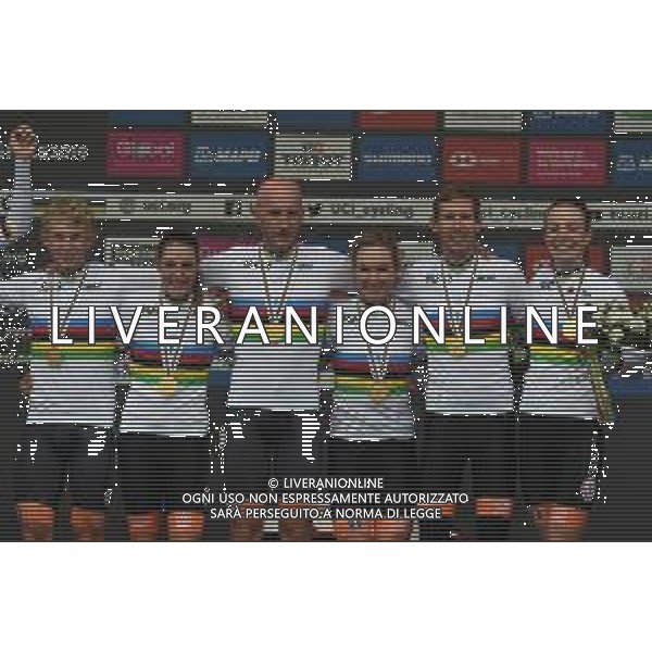 22-09-2019 World Championships Mixed Relay; 2019, Olanda; Brand, Lucinda; Markus, Riejanne; Pieters, Amy; Van Emden, Jos; Bouwman, Koen; Mollema, Bauke; - Mondiale Ciclismo Yorkshire 2019 Harrogate (GB) ©SIROTTI / AGENZIA ALDO LIVERANI SAS