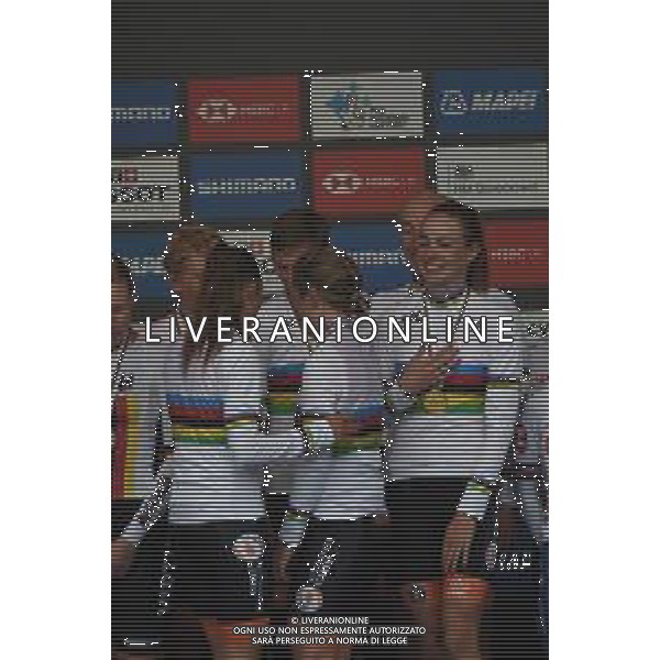 22-09-2019 World Championships Mixed Relay; 2019, Olanda; Brand, Lucinda; Markus, Riejanne; Pieters, Amy; Van Emden, Jos; Bouwman, Koen; Mollema, Bauke; - Mondiale Ciclismo Yorkshire 2019 Harrogate (GB) ©SIROTTI / AGENZIA ALDO LIVERANI SAS