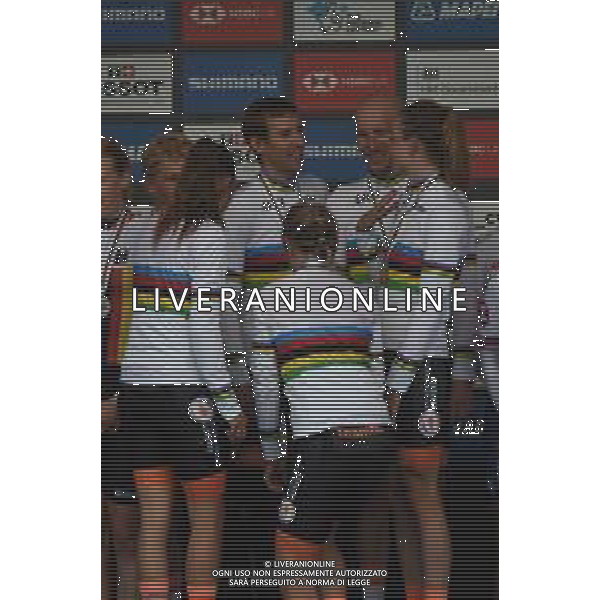 22-09-2019 World Championships Mixed Relay; 2019, Olanda; Brand, Lucinda; Markus, Riejanne; Pieters, Amy; Van Emden, Jos; Bouwman, Koen; Mollema, Bauke; - Mondiale Ciclismo Yorkshire 2019 Harrogate (GB) ©SIROTTI / AGENZIA ALDO LIVERANI SAS