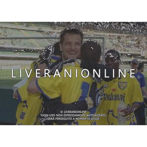 16-05 1999 VERONA CAMPIONATO DI CALCIO SERIE B CHIEVO -VERONA 2-0 NELLA FOTO ESULTANZA GIOCATORI CHIEVO A FINEGARA PER LA VITTORIA NEL DERBY AG ALDO LIVERANI SAS