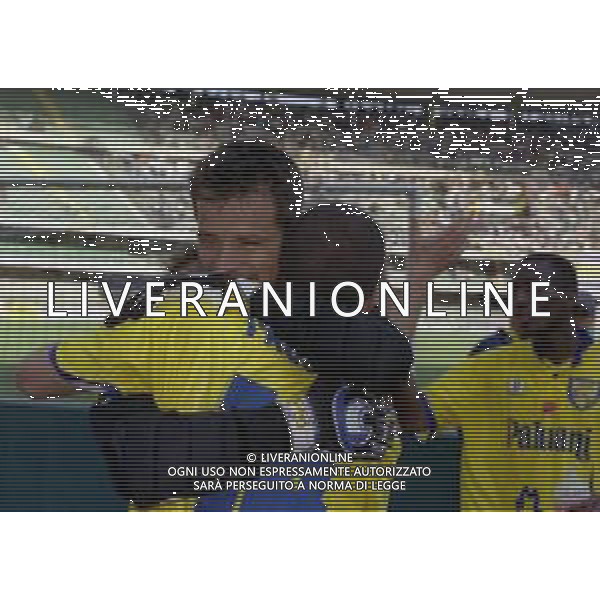 16-05 1999 VERONA CAMPIONATO DI CALCIO SERIE B CHIEVO -VERONA 2-0 NELLA FOTO ESULTANZA GIOCATORI CHIEVO A FINEGARA PER LA VITTORIA NEL DERBY AG ALDO LIVERANI SAS