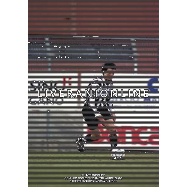 30-01-2000 COMO CAMPIONATO DI CALCIO SERIE C COMO SIENA NELLA FOTO PAOLO SCIACCALUGA AG ALDO LIVERANI SAS