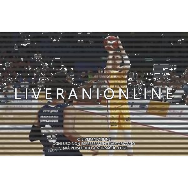 Carpegna Prosciutto Basket Pesaro vs Pompea Fortitudo Bologna Campionato di Basket Serie A 24/09/2019 nella foto: Drell Henri(Carpegna prosciutto Basket Pesaro ©Claudio Zamagni/Agenzia Aldo Liverani Drell Henri(Carpegna prosciutto Basket Pesaro during Italian Serie A Basketball match between Carpegna Prosciutto Basket Pesaro and and Pompea Fortitudo Bologna at Vitrifrigo Arena in Pesaro on September 24 2019 photo credit by Claudio Zamagni/Aldo Liverani Photo Agency/ AGENZIA ALDO LIVERANI SAS