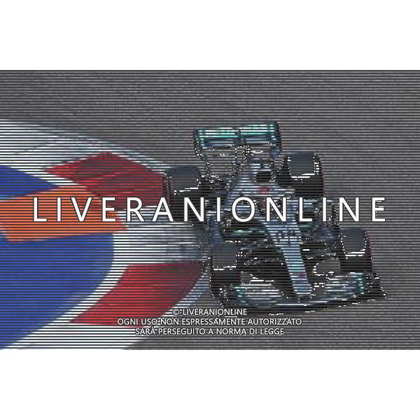Lewis Hamilton (GBR) Mercedes AMG F1 W10. 28.09.2019. Formula 1 World Championship, Rd 16, Russian Grand Prix, Sochi Autodrom, Sochi, Russia, Qualifying Day. AG ALDO LIVERANI SAS-ONLY ITALY