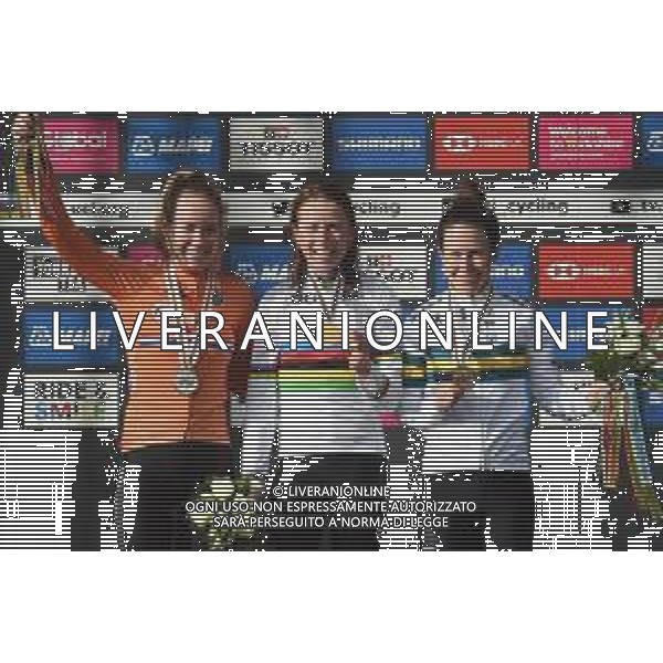 28-09-2019 World Championships Elite Women; 2019, Olanda; 2019, Australia; Van Vleuten, Annemiek; Van Der Breggen, Anna; Spratt, Amanda; Harrogate; - Mondiali Ciclismo Donne © SIROTTI / AGENZIA ALDO LIVERANI SAS