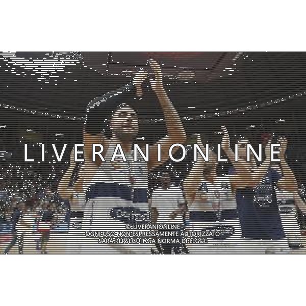 Fortitudo Bologna - Umana Reyer Basket Venezia Campionato di Basket Serie A 29/09/2019 nella foto: Esultanza fortitudo Aradori Pietro ©Claudio Zamagni/Agenzia Aldo Liverani exultation of fortitudo during Italian Serie A Basketball match between Pompea Fortitudo Bologna and Umana Reyer Basket Venezia at Paladozza Arena in Bologna on September 29 2019 photo credit by Claudio Zamagni/Aldo Liverani Photo Agency/ AGENZIA ALDO LIVERANI SAS