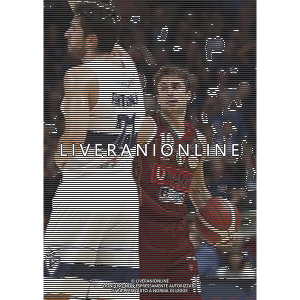 Fortitudo Bologna - Umana Reyer Basket Venezia Campionato di Basket Serie A 29/09/2019 nella foto: De Nicolao Andrea(Umana Reyer Basket Venezia) Fantinelli Matteo(Pompea Fortitudo Bologna) ©Claudio Zamagni/Agenzia Aldo Liverani De Nicolao Andrea(Umana Reyer Basket Venezia) Fantinelli Matteo(Pompea Fortitudo Bologna) during Italian Serie A Basketball match between Pompea Fortitudo Bologna and Umana Reyer Basket Venezia at Paladozza Arena in Bologna on September 29 2019 photo credit by Claudio Zamagni/Aldo Liverani Photo Agency/ AGENZIA ALDO LIVERANI SAS