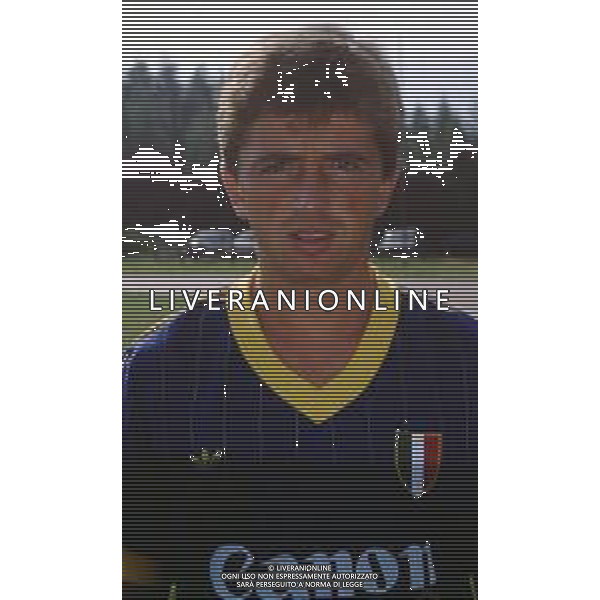 CALCIO VERONA 1985/1986 NELLA FOTO BENIAMINO VIGNOLA AGENZIA ALDO LIVERANI
