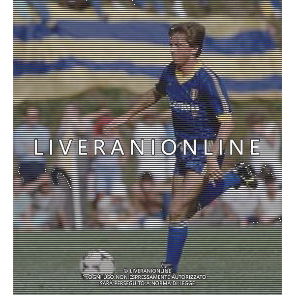 CALCIO VERONA 1985/1986 NELLA FOTO BENIAMINO VIGNOLA AGENZIA ALDO LIVERANI