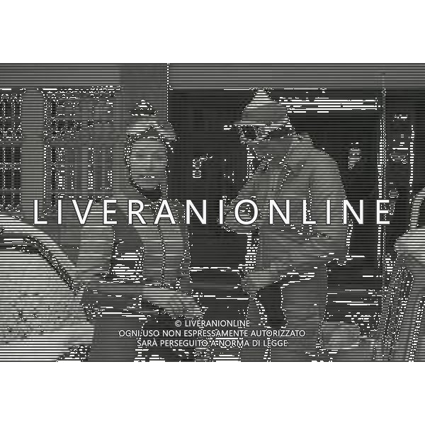 RETROSPETTIVA VITTORIO EMANUELE DI SAVOIA NELLA FOTO VITTORIO EMANUELE DI SAVOIA A SANKT MORITZ NELLA ANNO 1975 CON MARINA DORIA AG ALDO LIVERANI SAS