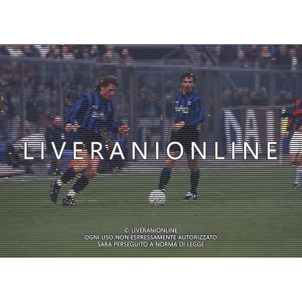 RETROSPETTIVA PAVONE CHRISTIAN CALCIATORE NELLA FOTO PAVONE CHRISTIAN CON LA MAGLIA DELL\'ATALANTA CALCIO AG ALDO LIVERANI SAS