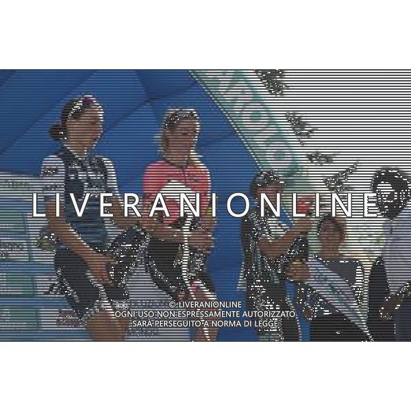 04-10-2019 Giro Dell\'emilia Donne; 2019, Parkhotel Valkenburg; 2019, Trek - Segafredo Women; 2019, Bigla; Vollering, Demi; Longo Borghini, Elisa; Noskova, Nikola; Bologna - San Luca; ©SIROTTI / AGENZIA ALDO LIVERANI SAS