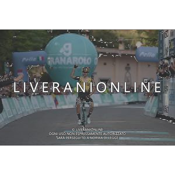 04-10-2019 Giro Dell\'emilia; 2019, Jumbo - Visma; Roglic, Primoz; Bologna - San Luca; ©SIROTTI / AGENZIA ALDO LIVERANI SAS