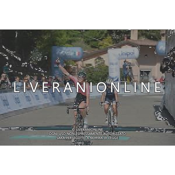 04-10-2019 Giro Dell\'emilia Donne; 2019, Parkhotel Valkenburg; 2019, Trek - Segafredo Women; Vollering, Demi; Longo Borghini, Elisa; Bologna - San Luca; ©SIROTTI / AGENZIA ALDO LIVERANI SAS