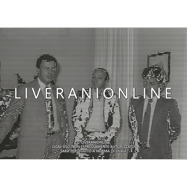 1981 TRIESTE PRESENTAZIONE DEL NUOVO ALLENATORE DELLA TRIESTINA CALCIO ADRIANO BUFFONI NELLA FOTO FRANCESCO JANICH RAFFAELE DE RIU\' CON ADRIANO BUFFONI AG ALDO LIVERANI SAS