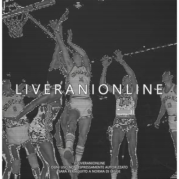 1974 MILANO CAMPIONATO DI BASKET INNOCENTI IGNIS NELLA FOTO VITTORIO FERRACINI AG ALDO LIVERANI SAS