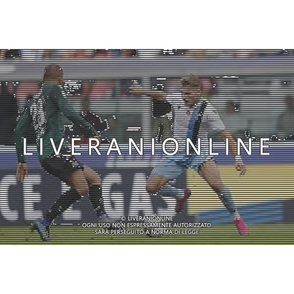 Bologna - Lazio Campionato di Calcio Serie A TIM 06/10/2019 nella foto: Immobile Ciro (s.s.lazio) Danilo Larangeira (Bologna f.c.) ©Claudio Zamagni/Agenzia Aldo Liverani Immobile Ciro (s.s.lazio) Danilo Larangeira (Bologna f.c.) during Italian Serie A soccer match between BOLOGNA F.C. and S.S. LAZIO at Renato Dall\'Ara Stadium in Bologna on October 06 2019 photo credit by Claudio Zamagni/Aldo Liverani Photo Agency / AGENZIA ALDO LIVERANI SAS