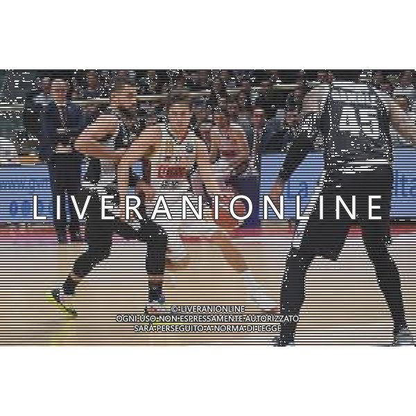 Segafredo Virtus BOLOGNA - Umana Reyer VENEZIA Campionato Lega Basket Serie A 06.10.2019 nella foto kyle weems e andrea de nicolao ©Optimafoto / AGENZIA ALDO LIVERANI SAS