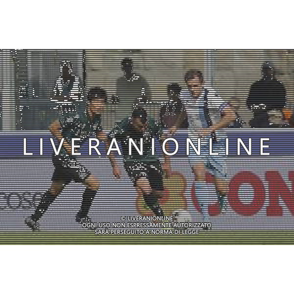 Bologna - Lazio Campionato di Calcio Serie A TIM 06/10/2019 nella foto: Lulic Senad (s.s.lazio) Medel Gary (Bologna f.c.) Tomiyasu Takehiro (Bologna f.c.) ©Claudio Zamagni/Agenzia Aldo Liverani Lulic Senad (s.s.lazio) Medel Gary (Bologna f.c.) Tomiyasu Takehiro (Bologna f.c.) during Italian Serie A soccer match between BOLOGNA F.C. and S.S. LAZIO at Renato Dall\'Ara Stadium in Bologna on October 06 2019 photo credit by Claudio Zamagni/Aldo Liverani Photo Agency/ AGENZIA ALDO LIVERANI SAS