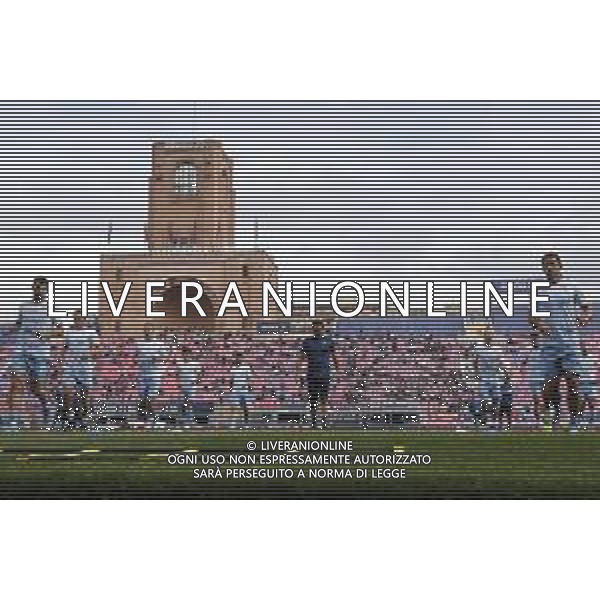 Bologna - Lazio Campionato di Calcio Serie A TIM 06/10/2019 nella foto: i giocatori della lazio durante i riscaldamento nel prepartita ©Claudio Zamagni/Agenzia Aldo Liverani ss lazio during Iwarmup before talian Serie A soccer match between BOLOGNA F.C. and S.S. LAZIO at Renato Dall\'Ara Stadium in Bologna on October 06 2019 photo credit by Claudio Zamagni/Aldo Liverani Photo Agency/ AGENZIA ALDO LIVERANI SAS