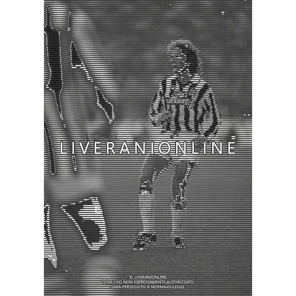 11-11-1984 FIRENZE-CAMPIONATO DI CALCIO SERIE A FIORENTINA ASCOLI 1-1 NELLA FOTO JOSE DIRCEU AG ALDO LIVERANI SAS