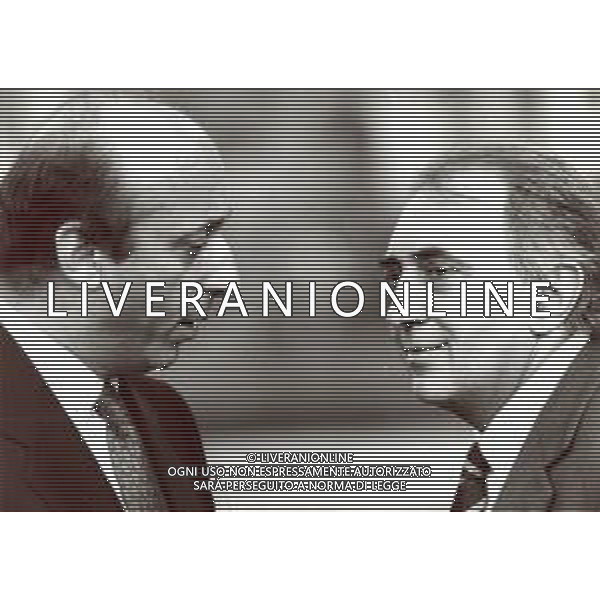 RETROSPETTIVA LUCIANO MOGGI DIRIGENTE SPORTIVO NELLA FOTO LUCIANO MOGGI CON IL PRESIDENTE DEL NAPOLI CORRADO FERLAINO AG ALDO LIVERANI SAS