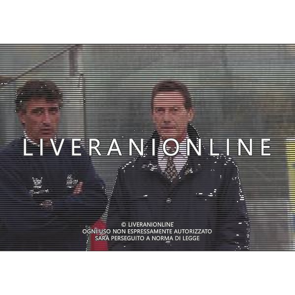 04-10-1998 BERGAMO-CAMPIONATO DI CALCIO SERIE C1 ALZANO VIRESCIT-PADOVA NELLA FOTO CLAUDIO FOSCARINI ALLENATORE ALZANO VIRESCIT CON IL PRESIDENTE ALZANO VIRESCIT FRANCO MOROTTI AG ALDO LIVERANI SAS