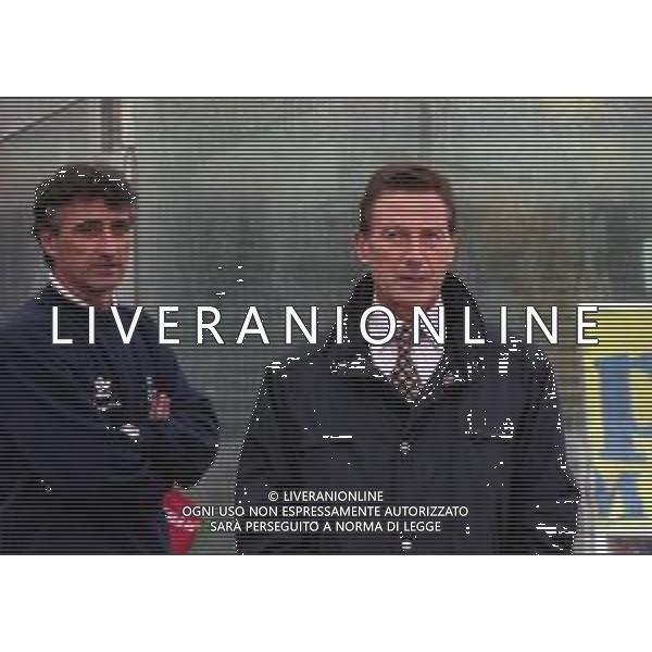 04-10-1998 BERGAMO-CAMPIONATO DI CALCIO SERIE C1 ALZANO VIRESCIT-PADOVA NELLA FOTO CLAUDIO FOSCARINI ALLENATORE ALZANO VIRESCIT CON IL PRESIDENTE ALZANO VIRESCIT FRANCO MOROTTI AG ALDO LIVERANI SAS