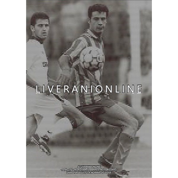 RETROSPETTIVA ANDREA TENTONI CALCIATORE NELLA FOTO ANDREA TENTONI CON LA MAGLIA DELLA CREMONESE CALCIO AG ALDO LIVERANI SAS
