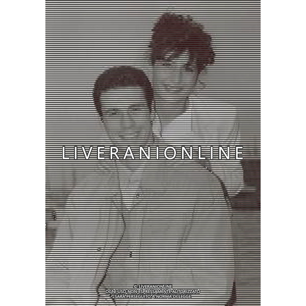 RETROSPETTIVA ANDREA TENTONI CALCIATORE NELLA FOTO ANDREA TENTONI CON LA MOGLIE AG ALDO LIVERANI SAS