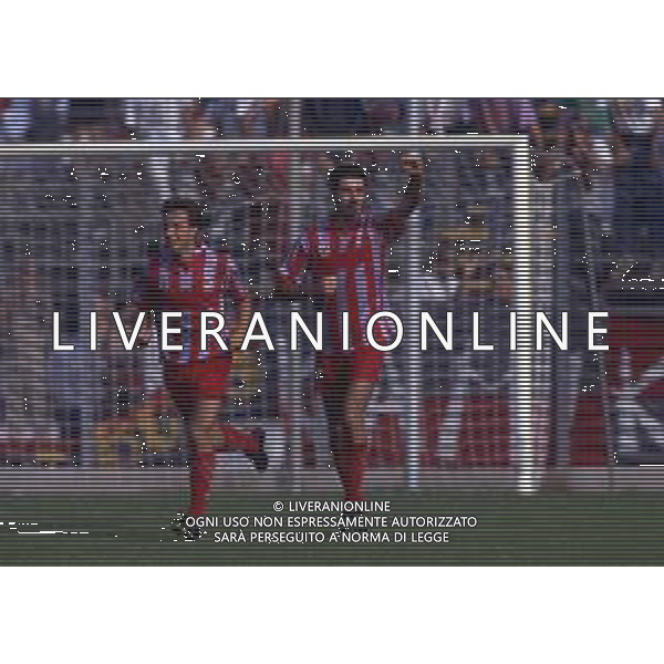 RETROSPETTIVA ANDREA TENTONI CALCIATORE NELLA FOTO ANDREA TENTONI CON LA MAGLIA DELLA CREMONESE CALCIO AG ALDO LIVERANI SAS