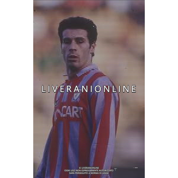 RETROSPETTIVA ANDREA TENTONI CALCIATORE NELLA FOTO ANDREA TENTONI CON LA MAGLIA DELLA CREMONESE CALCIO AG ALDO LIVERANI SAS