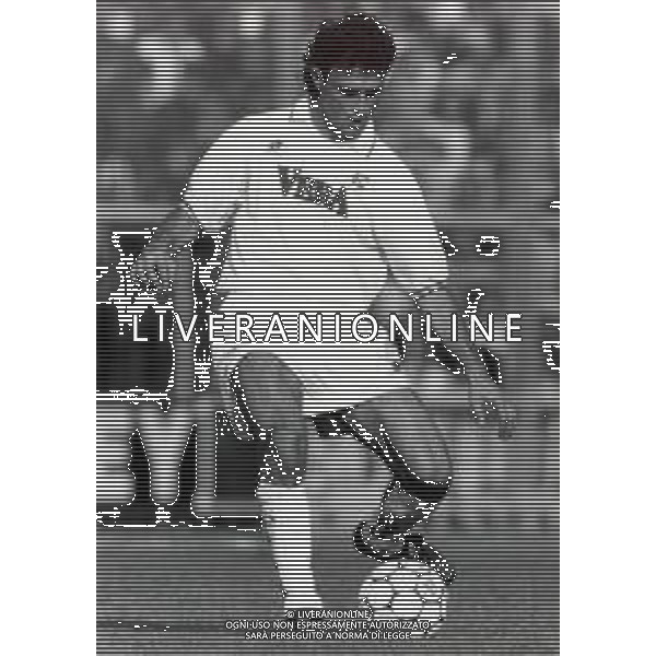 RETROSPETTIVA ANDREA CUICCHI CALCIATORE NELLA FOTO ANDREA CUICCHI CON LA MAGLIA DEL PADOVA CALCIO AG ALDO LIVERANI SAS