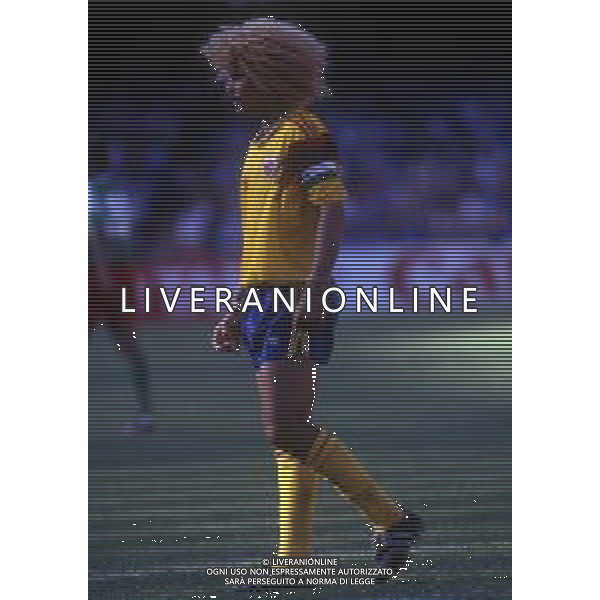 RETROSPETTIVA VALDERRAMA CARLOS CALCIATORE NELLA FOTO VALDERRAMA CARLOS CON LA MAGLIA DELLA NAZIONALE DELLA COLOMBIA AG ALDO LIVERANI SAS