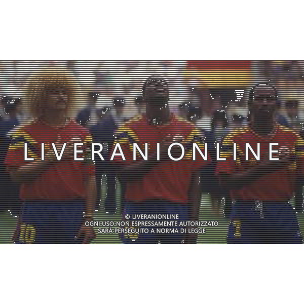 RETROSPETTIVA VALDERRAMA CARLOS CALCIATORE NELLA FOTO VALDERRAMA CARLOS CON LA MAGLIA DELLA NAZIONALE DELLA COLOMBIA AG ALDO LIVERANI SAS
