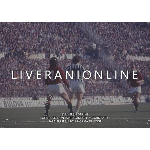 RETROSPETTIVA FERNANDO VIOLA CALCIATORE NELLA FOTO FERNANDO VIOLA CON LA MAGLIA DELLA JUVENTUS AG ALDO LIVERANI SAS