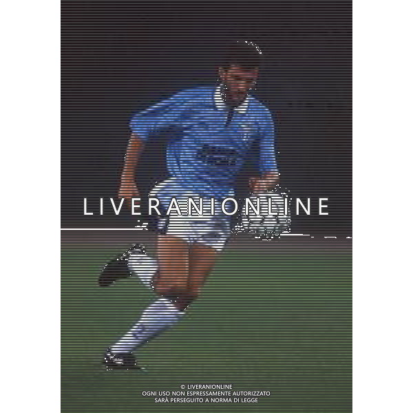 RETROSPETTIVA GIUSEPPE FAVALLI CALCIATORE 1992 NELLA FOTO FAVALLI GIUSEPPE CON LA MAGLIA DELLA LAZIO CALCIO AG ALDO LIVERANI SAS