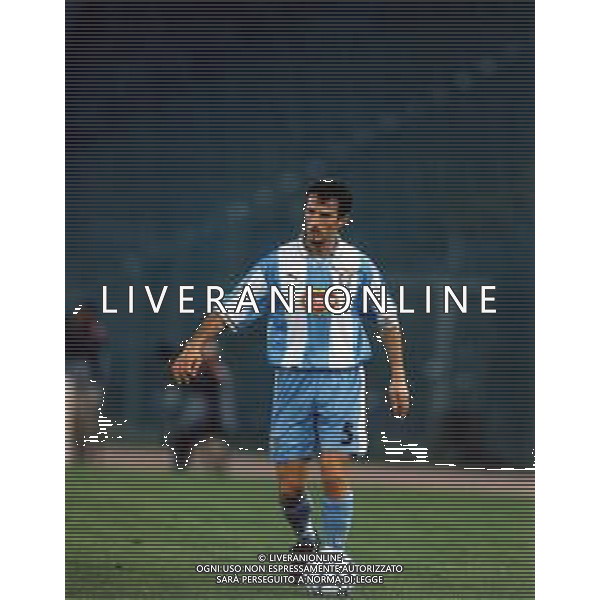 RETROSPETTIVA GIUSEPPE FAVALLI CALCIATORE NELLA FOTO FAVALLI GIUSEPPE CON LA MAGLIA DELLA LAZIO CALCIO AG ALDO LIVERANI SAS