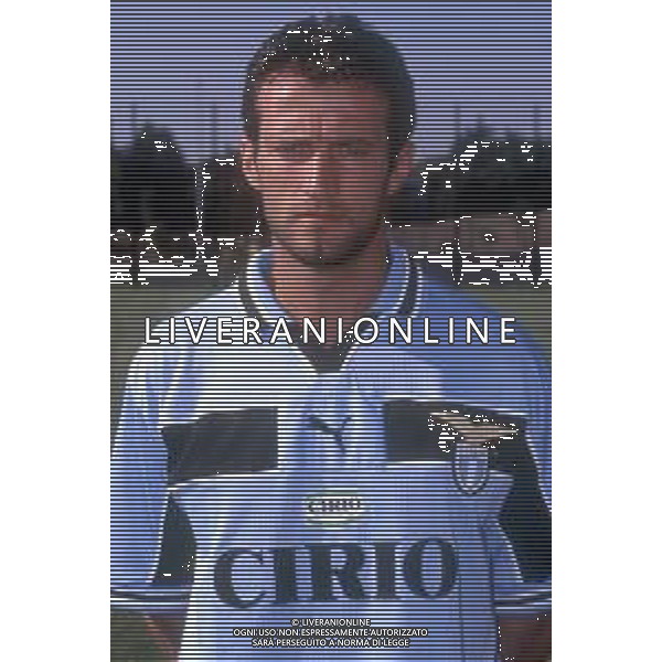 RETROSPETTIVA GIUSEPPE FAVALLI CALCIATORE NELLA FOTO FAVALLI GIUSEPPE CON LA MAGLIA DELLA LAZIO CALCIO AG ALDO LIVERANI SAS