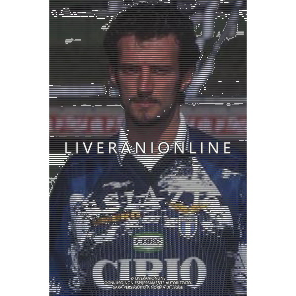 RETROSPETTIVA GIUSEPPE FAVALLI CALCIATORE NELLA FOTO FAVALLI GIUSEPPE CON LA MAGLIA DELLA LAZIO CALCIO AG ALDO LIVERANI SAS