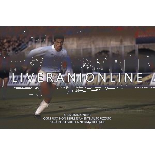 RETROSPETTIVA ANTONIO RIZZOLO CALCIATORE 1988-1989 NELLA FOTO ANTONIO RIZZOLO CON LA MAGLIA DELLA LAZIO CALCIO AG ALDO LIVERANI SAS